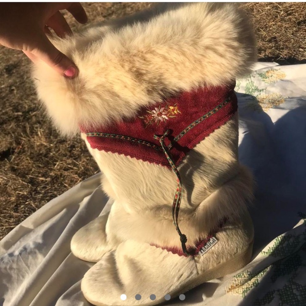 Vintage fur boots